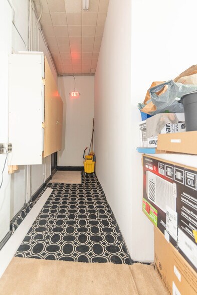 More Photos Of 3600 S Hanover St, Baltimore Storefront For Sale