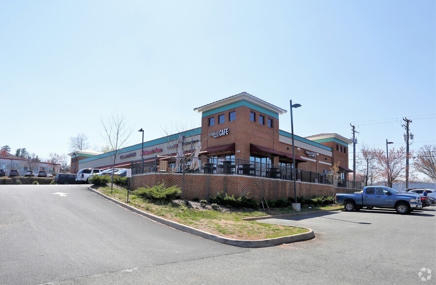 More Photos Of 930 Olympia Dr, Charlottesville Freestanding For Lease