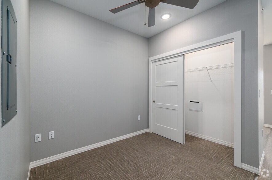 More Photos Of 2620 W Sunshine St, Springfield Apartments For Lease