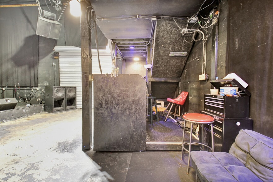 More Photos Of 7716 N Main St, Jonesboro Freestanding For Sale