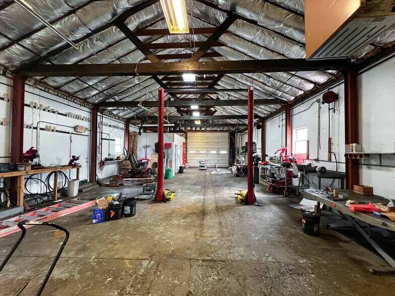 More Photos Of 8 Ten Eyck St, Stony Point General Retail For Sale