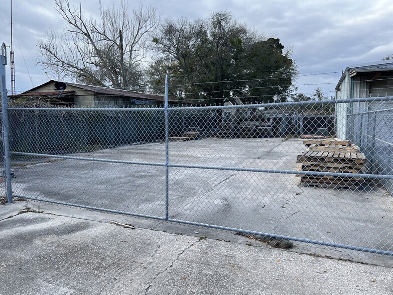 More Photos Of 1708 Marshall St, Jacksonville Manufacturing For Lease