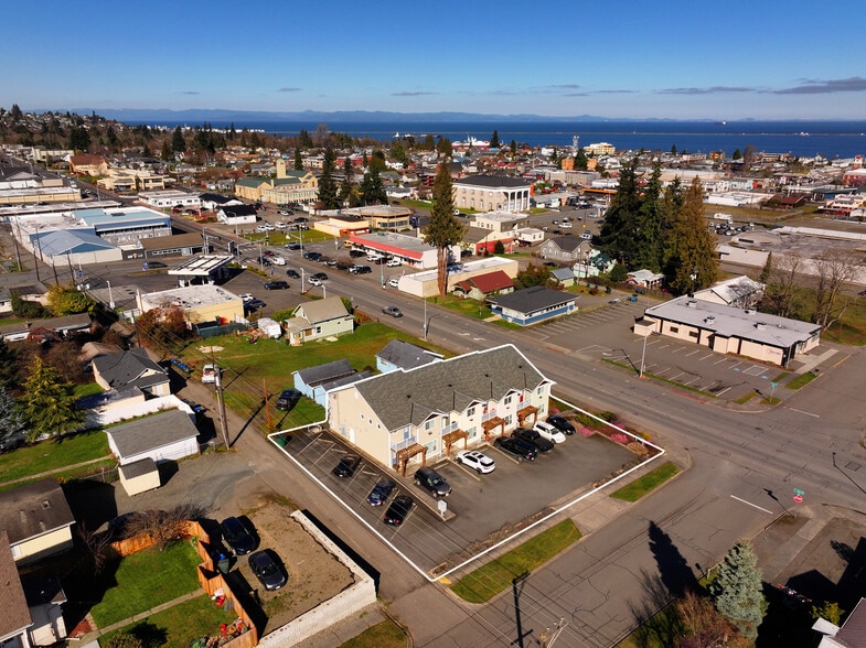 Primary Photo Of 808 S Chase St, Port Angeles Apartments For Sale