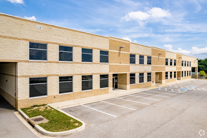 dsw snowden river parkway