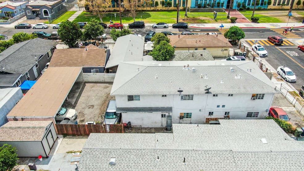 More Photos Of 6714 Parmelee Ave, Los Angeles Apartments For Sale