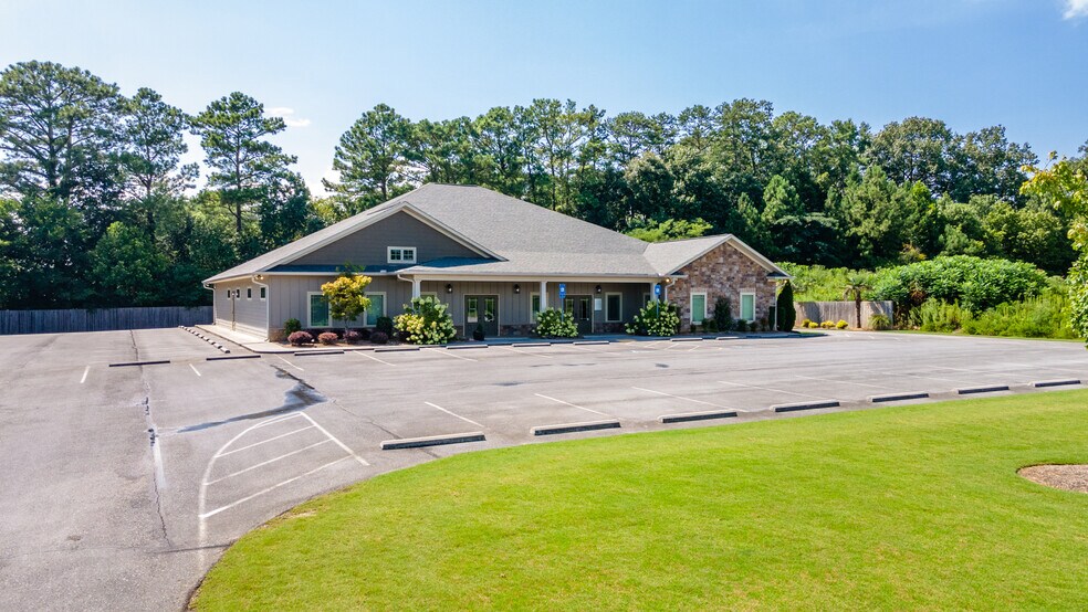 More Photos Of 150 Jw Plaza Dr SE, Calhoun Office For Sale