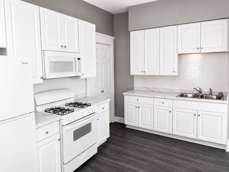 More Photos Of 14 3rd St NW, Faribault Storefront Retail Residential For Sale
