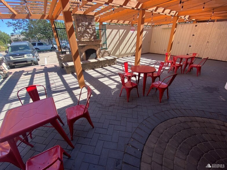 More Photos Of 250 E Harmony Rd, Fort Collins Storefront For Lease