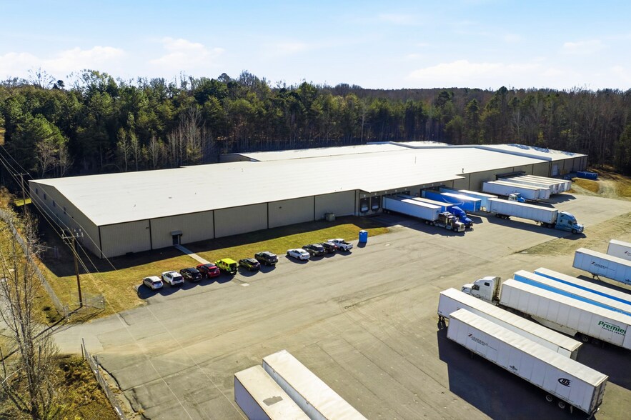 Primary Photo Of 201 Industrial Park Rd, Lincolnton Warehouse For Sale