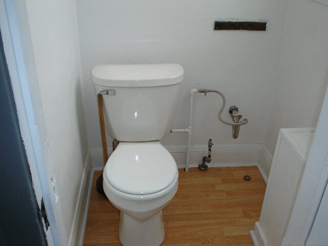 More Photos Of 1828-1832 E 35th St, Minneapolis Storefront For Lease