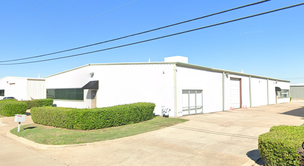 Primary Photo Of 4750 Ratliff Ln, Addison Warehouse For Lease