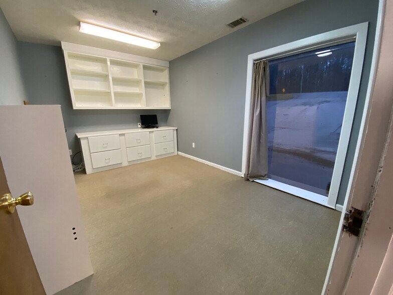 More Photos Of 4352 Canton Hwy, Cumming Warehouse For Sale