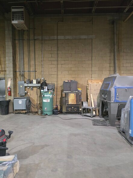 More Photos Of 85 Oak St, Norwood Warehouse For Sale