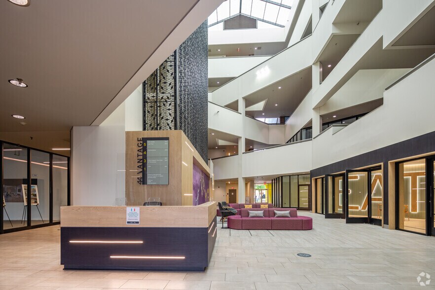 More Photos Of 44 Vantage Way, Nashville Office For Lease