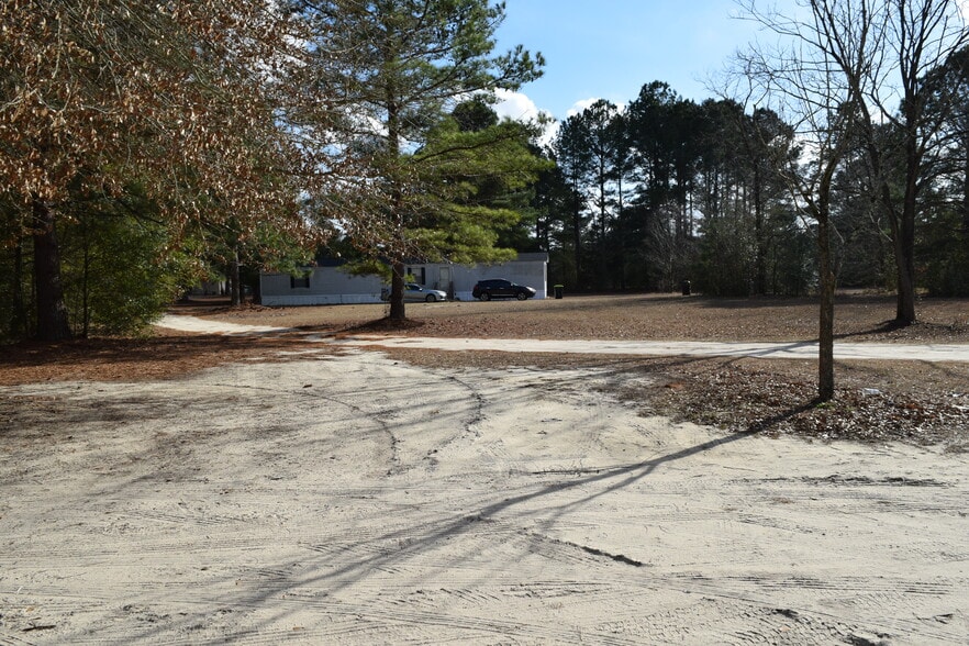 Primary Photo Of 1524 Seabrook School Rd, Fayetteville Multifamily For Sale