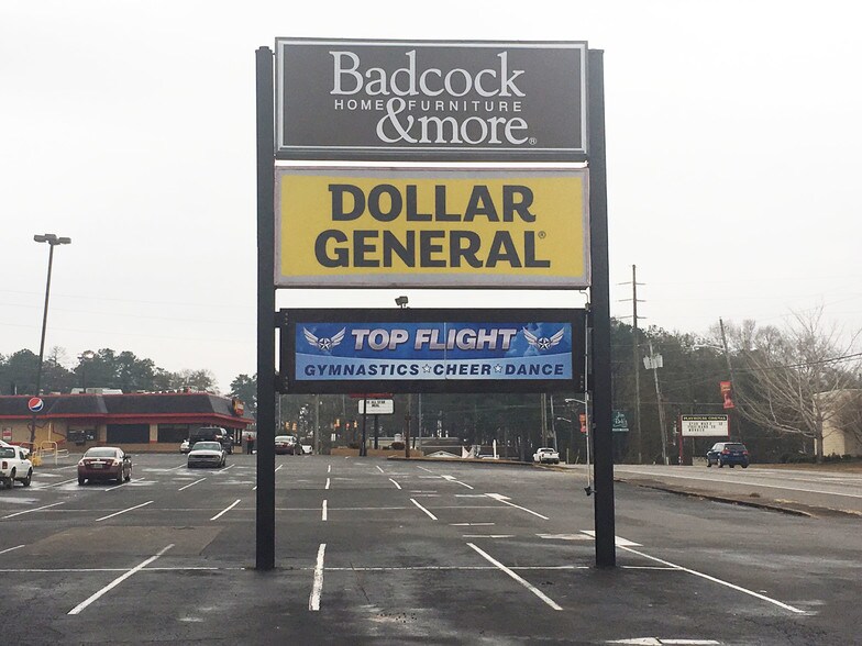 More Photos Of 1227 Cherokee Rd, Alexander City Freestanding For Lease
