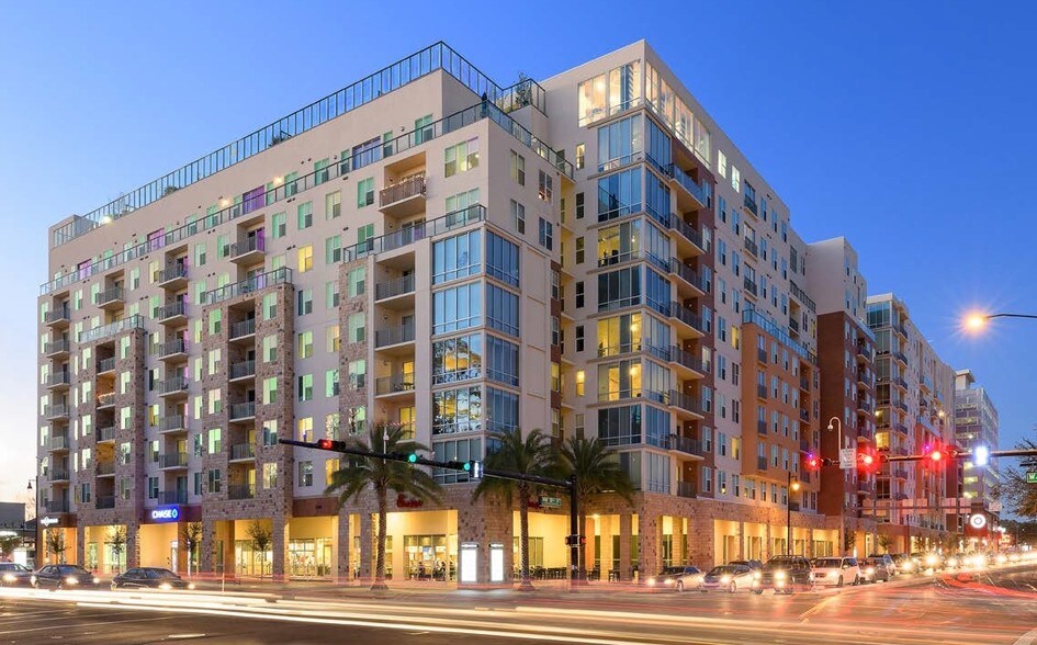 Primary Photo Of 1360 W University Ave, Gainesville Apartments For Lease