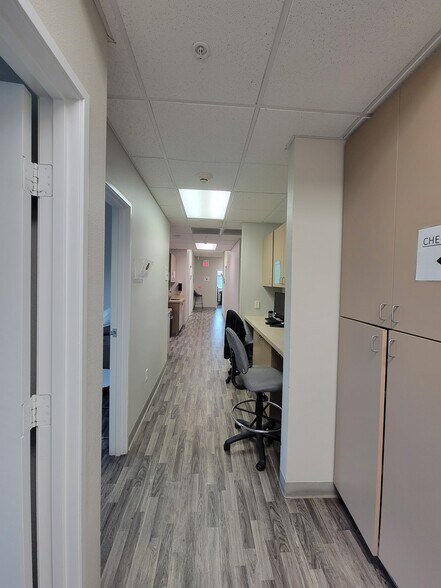 More Photos Of 2800 N Tenaya Way, Las Vegas Medical For Lease