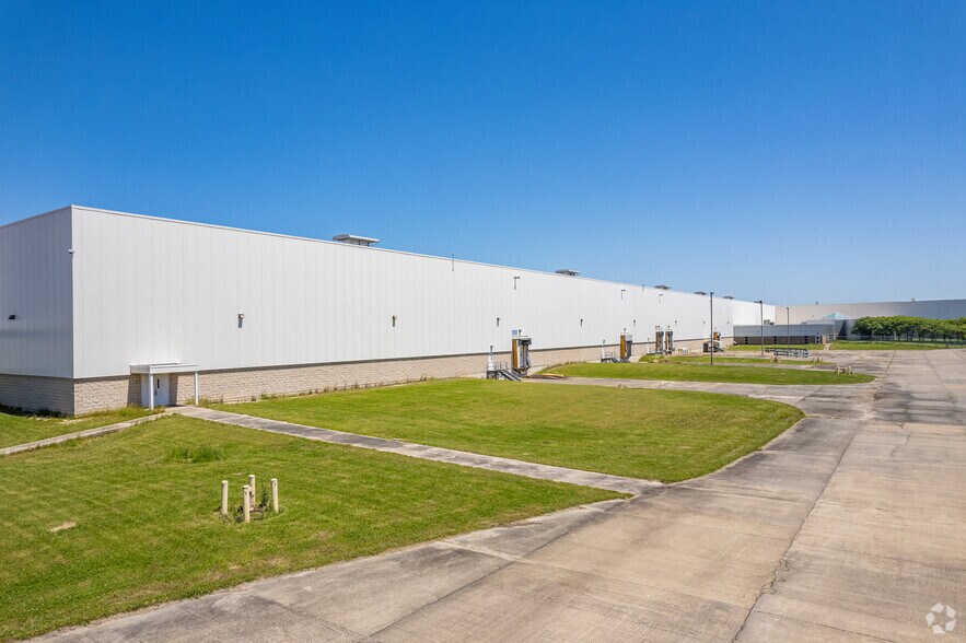 More Photos Of 7600 Antoine Blvd, Shreveport Unknown For Lease