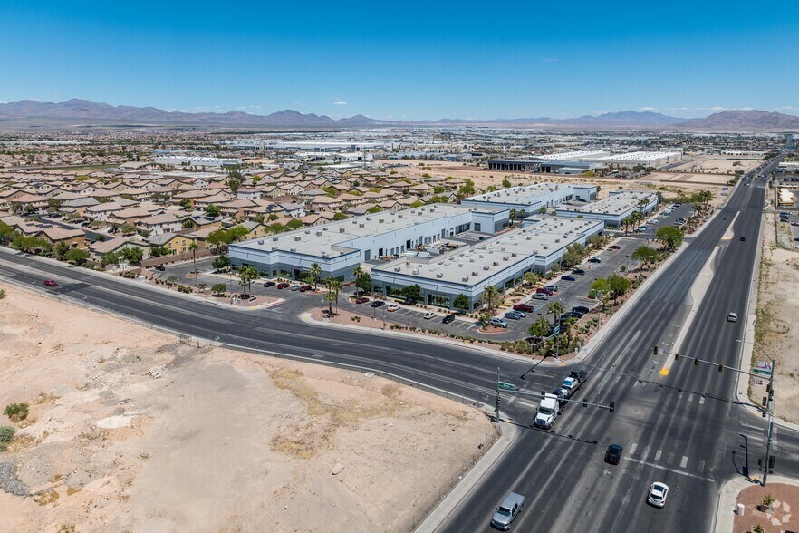 More Photos Of 720 W Cheyenne Ave, North Las Vegas Warehouse For Lease