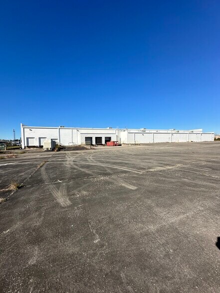 More Photos Of 3625 Highway 14, Lake Charles General Retail For Lease