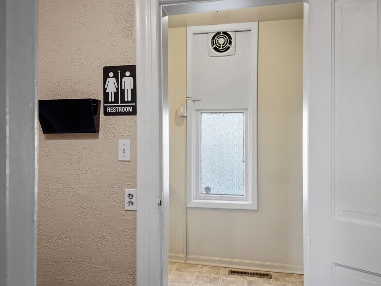 More Photos Of 201 W Main St, American Fork Office Residential For Sale