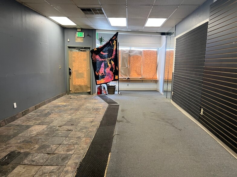 More Photos Of 1186 N High St, Columbus Storefront Retail Office For Sale