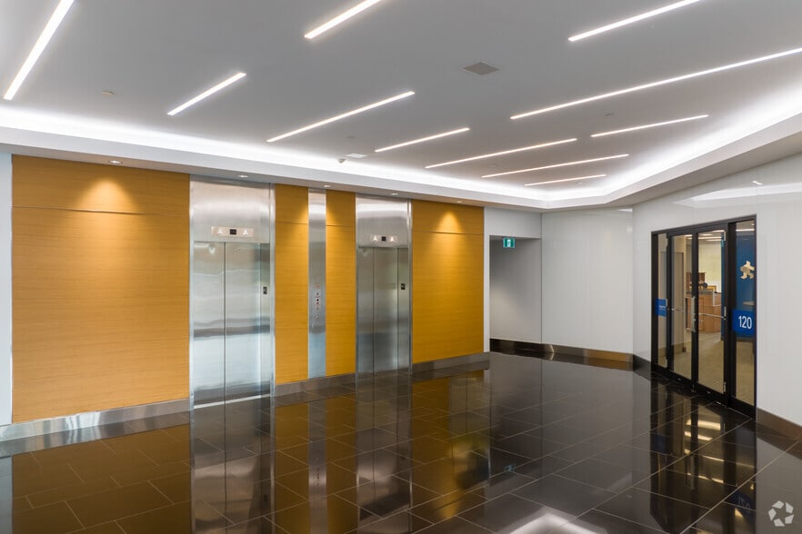 More Photos Of 170 Attwell Dr, Toronto Unknown For Lease