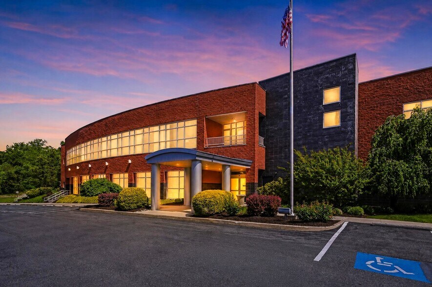 Primary Photo Of 3 Walnut St, Lemoyne Medical For Lease