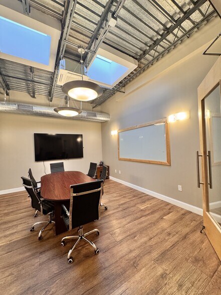 More Photos Of 60 Pleasant St, Ashland Flex For Lease