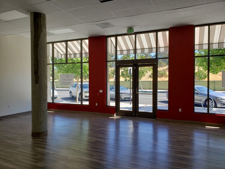 More Photos Of 1375-1411 Sycamore Ave, Hercules Unknown For Lease