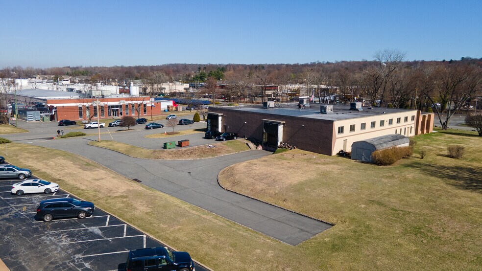 More Photos Of 267 Fairfield Ave, West Caldwell Warehouse For Sale