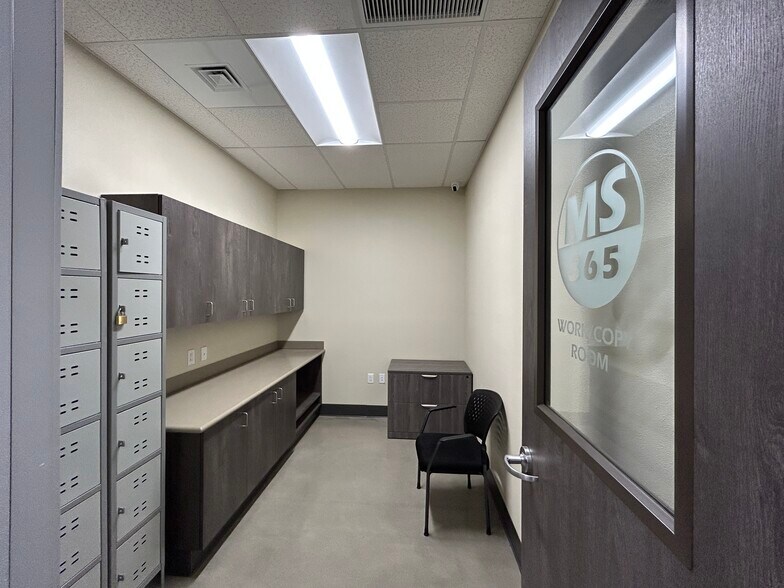 More Photos Of 1145 E Dinuba Ave, Reedley Office For Lease