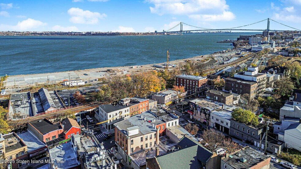 More Photos Of 664 Bay St, Staten Island Office For Sale