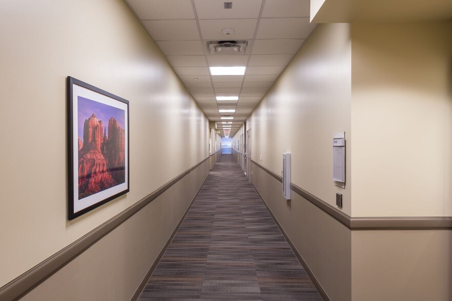 More Photos Of 7330 N 99th Ave, Glendale Medical For Lease