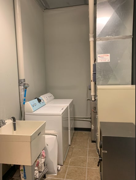 More Photos Of 2609 Metropolitan Pky, Sterling Heights Medical For Lease