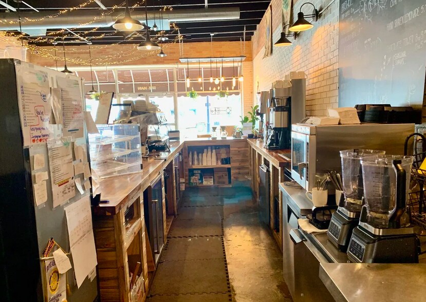 More Photos Of 111 E Main St, Atlanta Restaurant For Sale