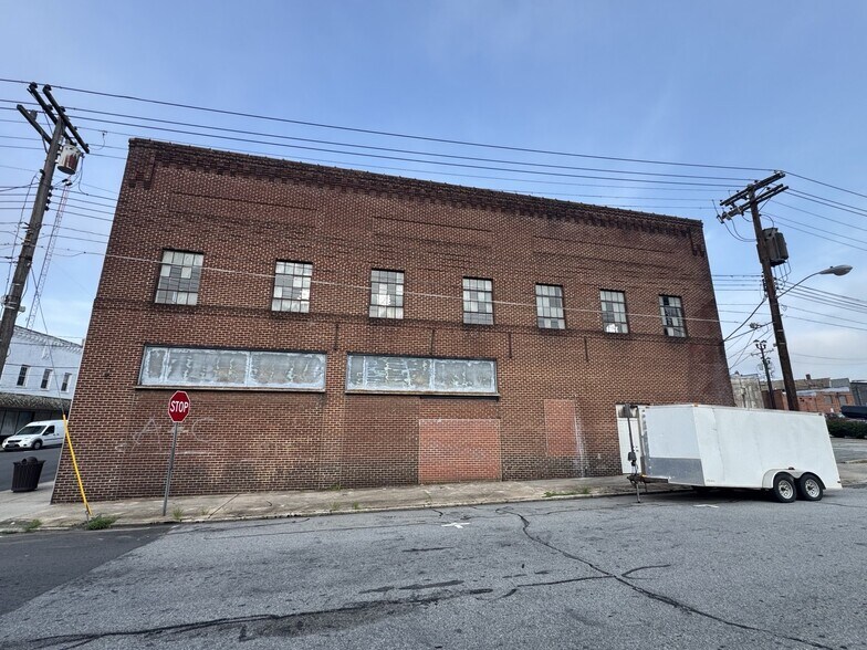 More Photos Of 100-102 Gilmer St, Reidsville Storefront Retail Office For Sale