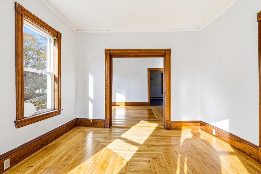 More Photos Of 51 Chestnut St, Rochester Apartments For Sale