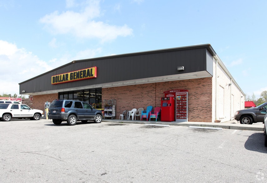 More Photos Of 401-411 S Main St, Rolesville Unknown For Lease