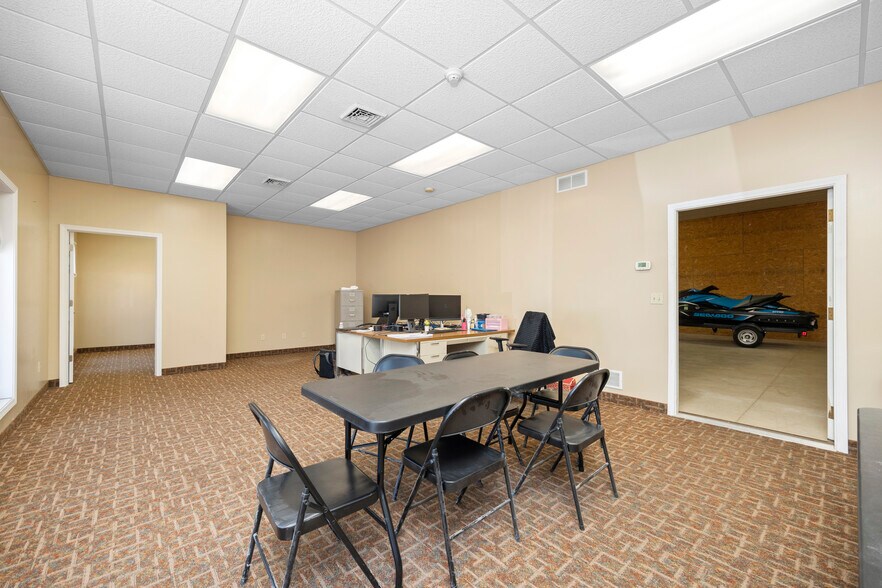 More Photos Of 1200 S Hartshorn Rd, Lakeside Marblehead Warehouse For Sale