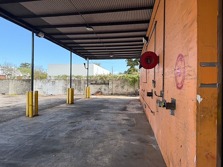 More Photos Of 1636 NE 12th Ter, Fort Lauderdale Manufacturing For Lease