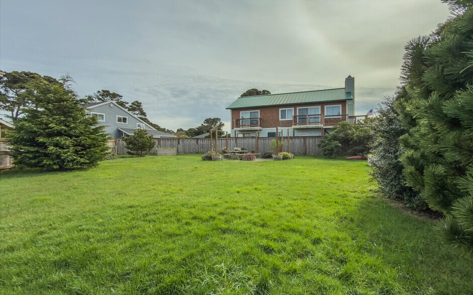 More Photos Of Ocean Dr SW @ Jackson Ave SW, Bandon Land For Sale