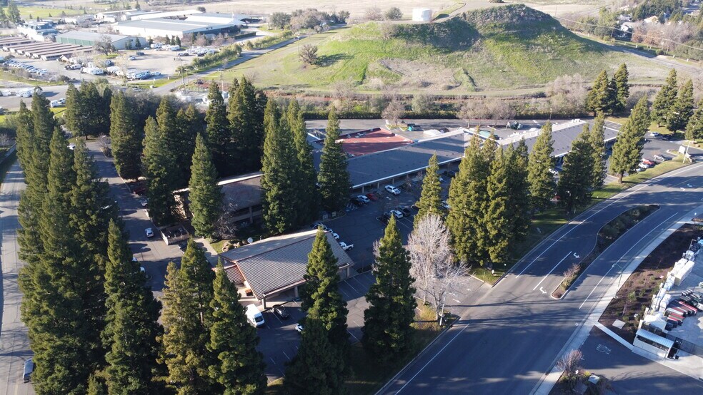 More Photos Of 7238-7268 Murieta Dr, Rancho Murieta Restaurant For Sale