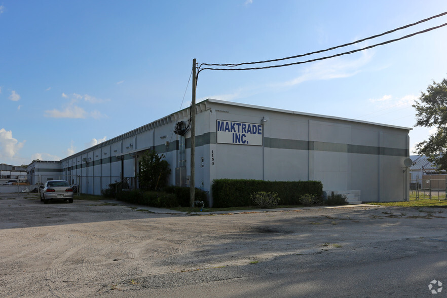 Primary Photo Of 1150 Bell Ave, Fort Pierce Warehouse For Sale