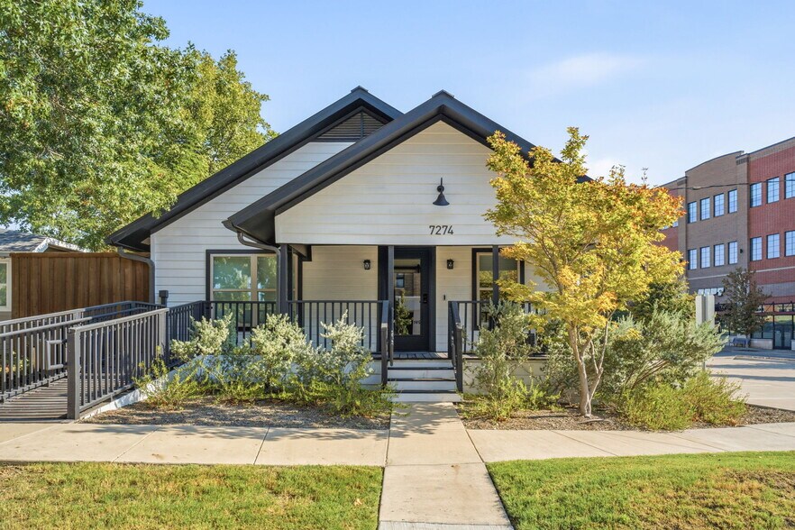More Photos Of 7274 Elm St, Frisco Office For Sale