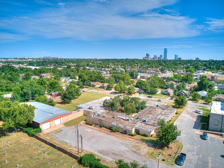 More Photos Of 901 NW 25th St, Oklahoma City Healthcare For Sale