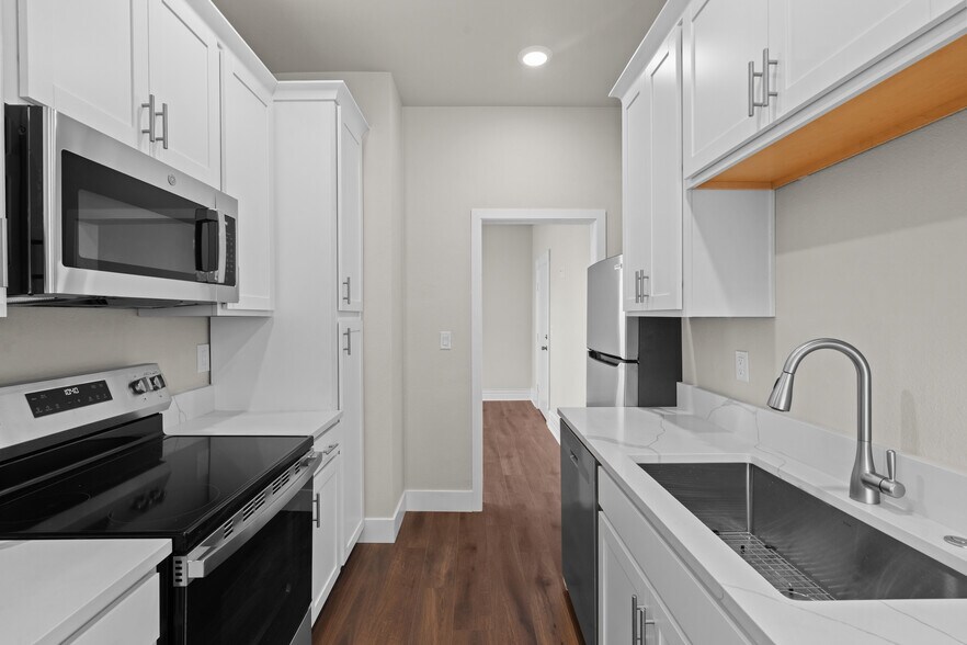 More Photos Of 50 Berrum Pl, Reno Apartments For Sale