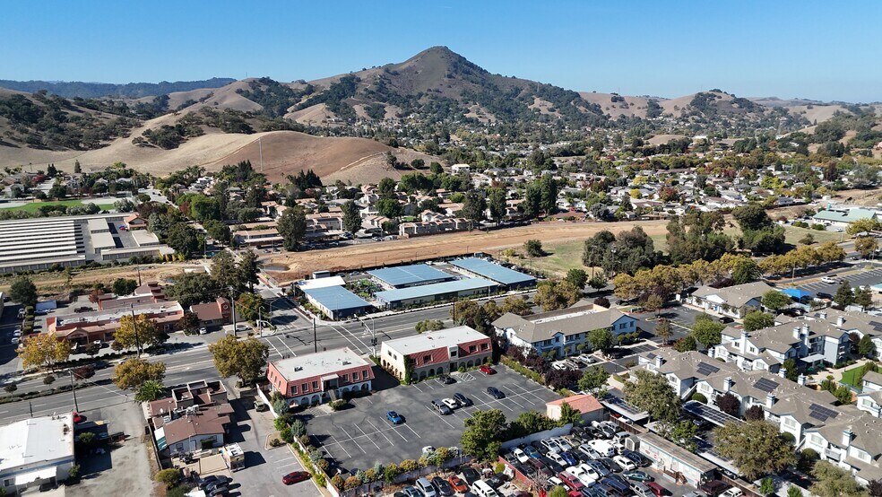 More Photos Of 16430 Monterey Rd, Morgan Hill Office For Lease