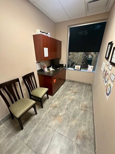 More Photos Of 7560 Red Bug Lake Rd, Oviedo Medical For Lease